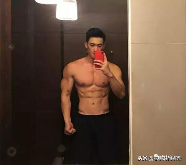 现在的男士衣服多少钱,男人穿多少钱的衣服