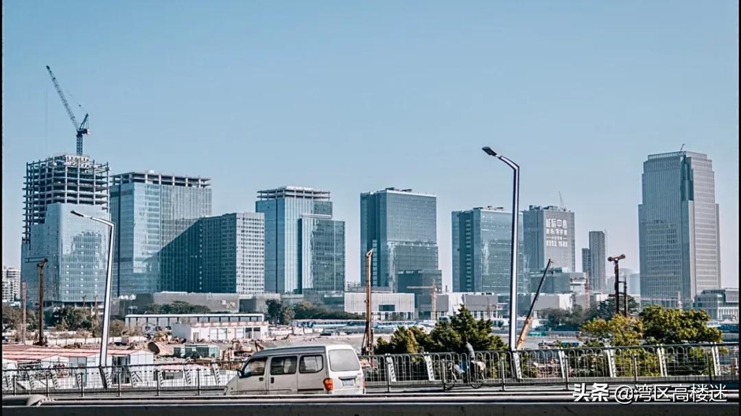 广州在建世茂汇金中心,广州国际金融城汇金中心封顶