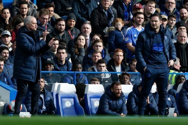 穆里尼奥谈防守反击不过时,狂人穆里尼奥如何克制巴萨