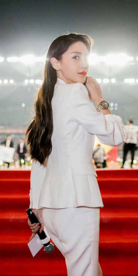 杨颖盛装出席跑男,杨颖盛装出席精美图片