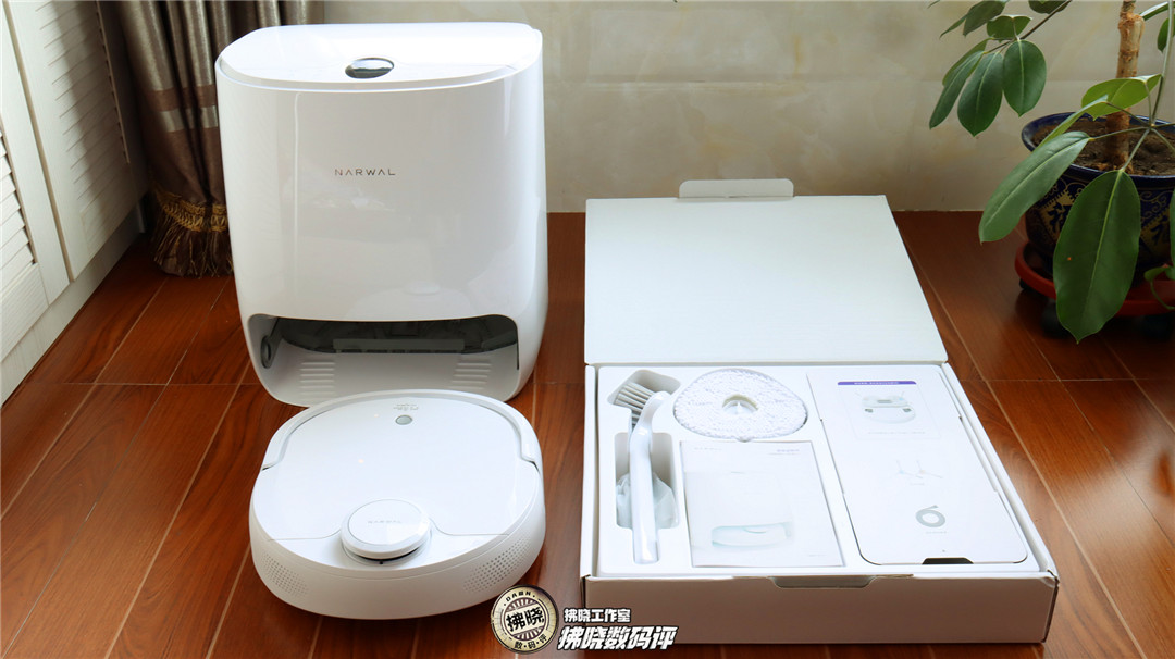 自己洗拖布的机器人,云鲸智能扫拖一体机器人怎么样