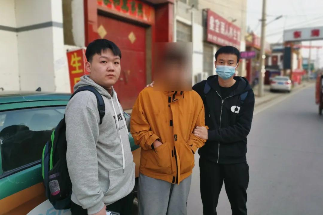 网络裸聊诈骗信息被盗该如何处理,网络裸聊敲诈案件最新