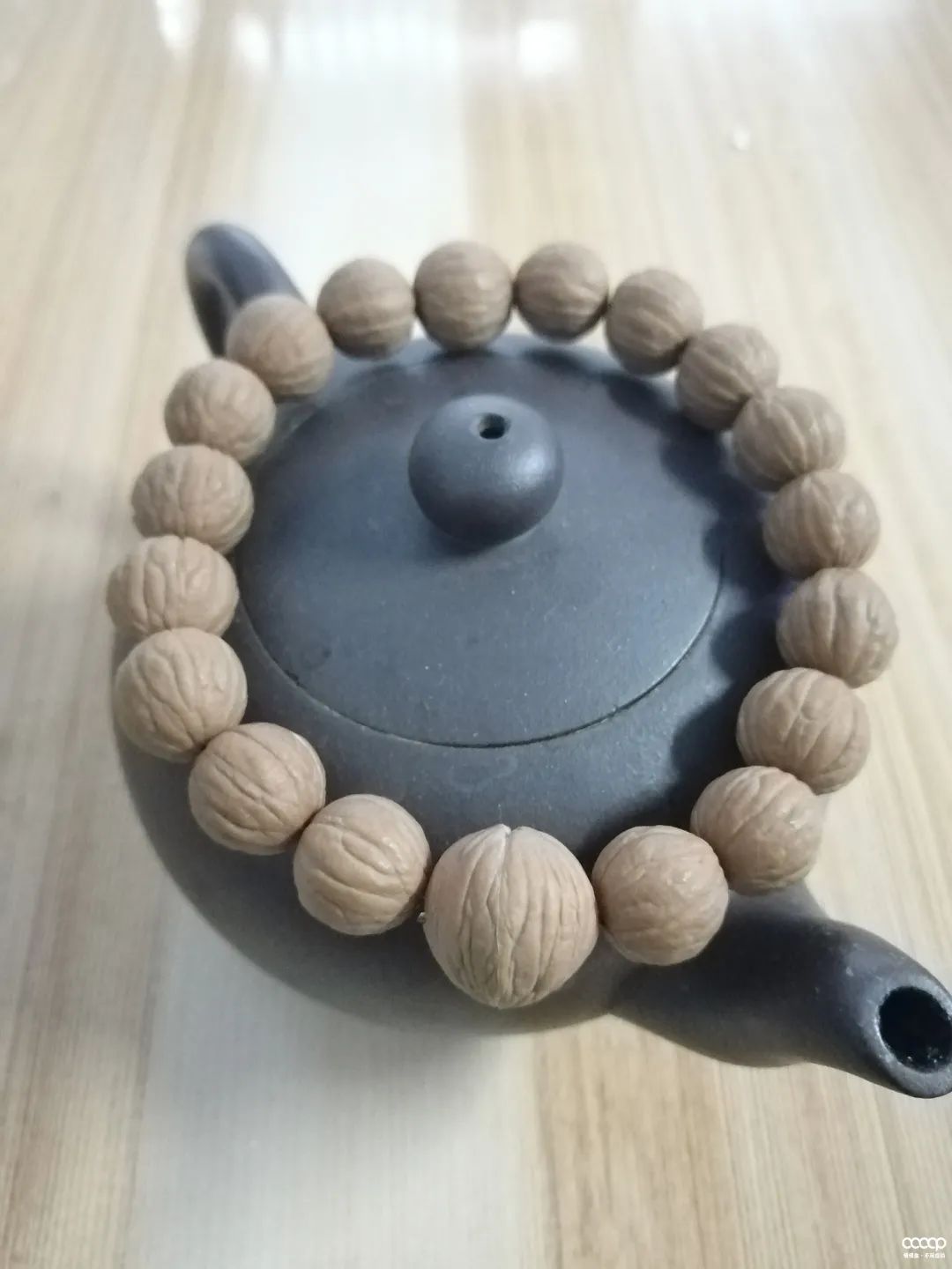 他试了一瓶“印度神油”,盘串6年,包浆妙啊