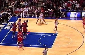 空中飞人不是浪得虚名的，乔丹不可思议的进球，你看过哪个？