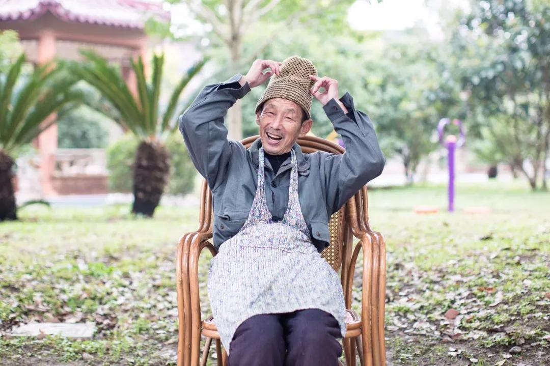 许愿用英语说,hope还是wish好