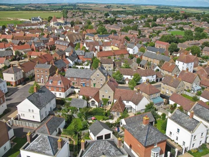 英国王室是怎样赚钱的,英国王室家庭收入