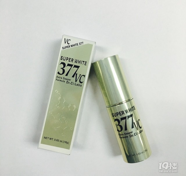 修复皮肤护肤精华推荐,精华有哪一款可以抗老美白的效果