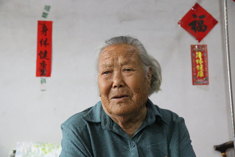 探访老党员活动记录,不忘初心牢记使命老党员走访纪实