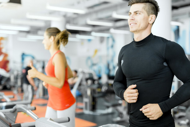 跑步到什么程度适合穿跑鞋,跑步怎么找呼吸节奏