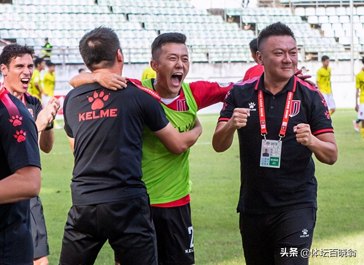 身为后卫加倍努力,身为后卫不能让门将失望