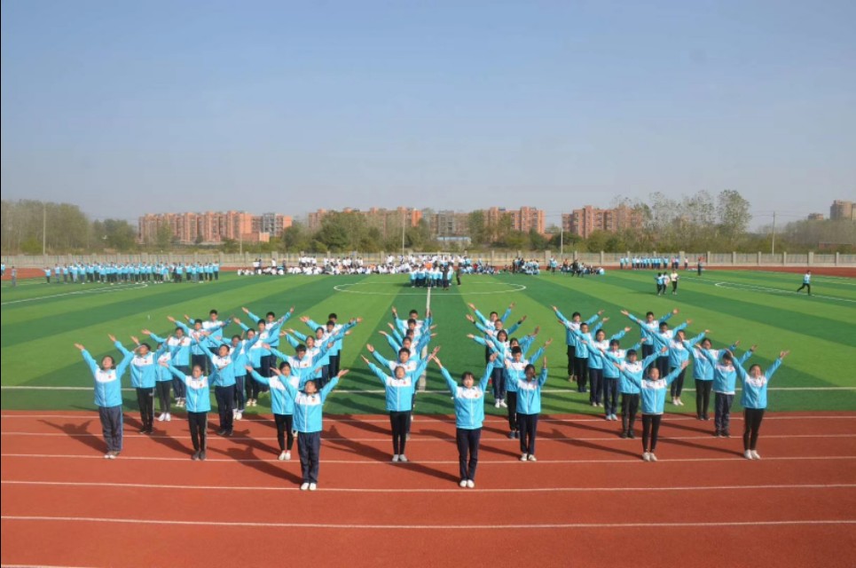 希望母校发展得蒸蒸日上,安徽省淮南市寿县希望学校