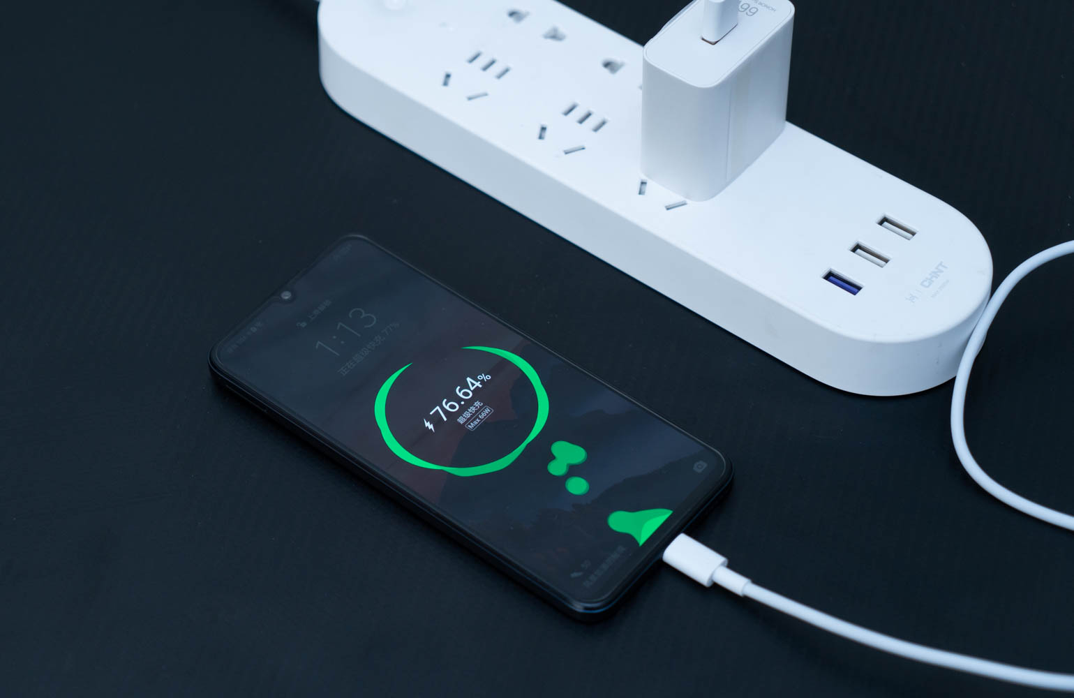 66w快充体验,荣耀66w车载快充超薄测试