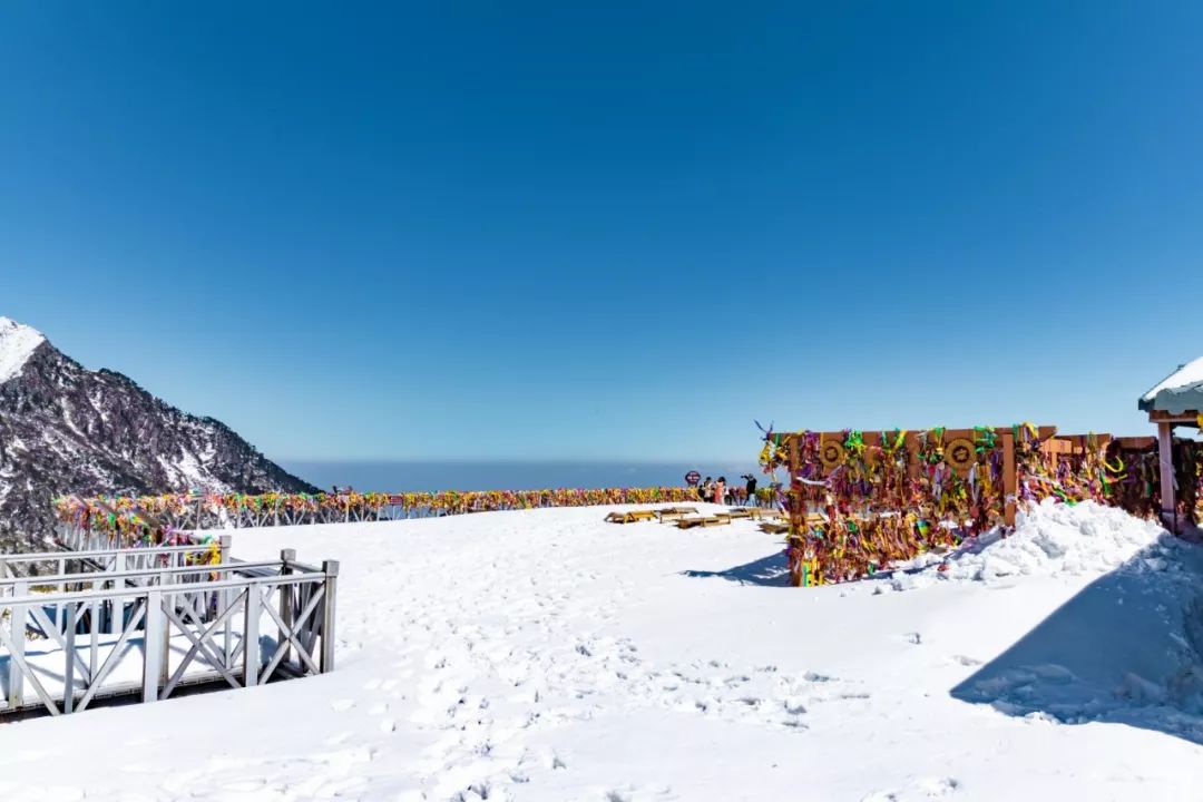 大理苍山风景图片大全,大理苍山顶的风景