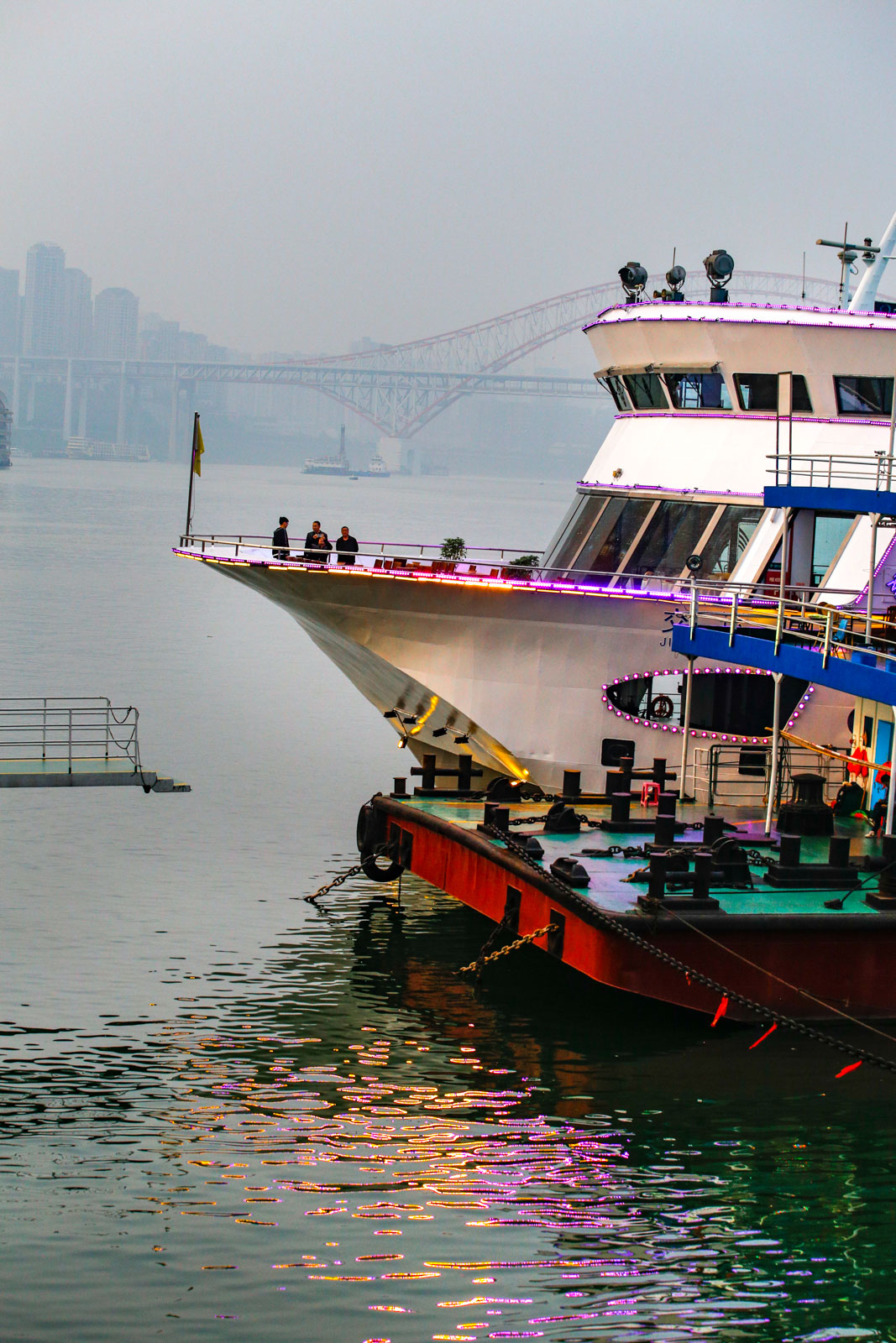 解放碑有什么好玩的,重庆一日游鹅岭解放碑