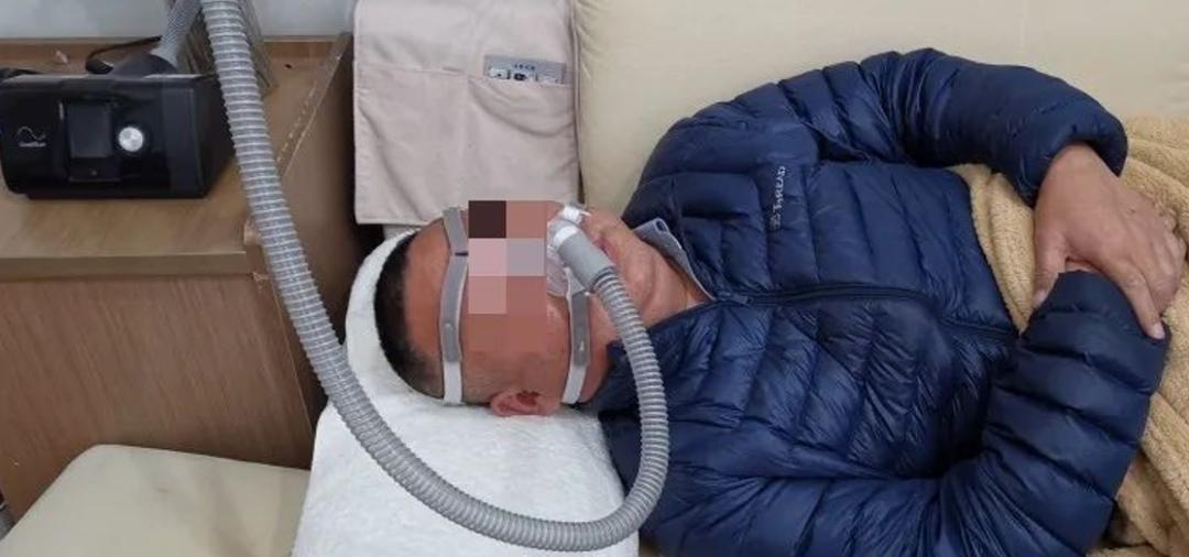 全球抢中国呼吸机视频,中国呼吸机紧缺性