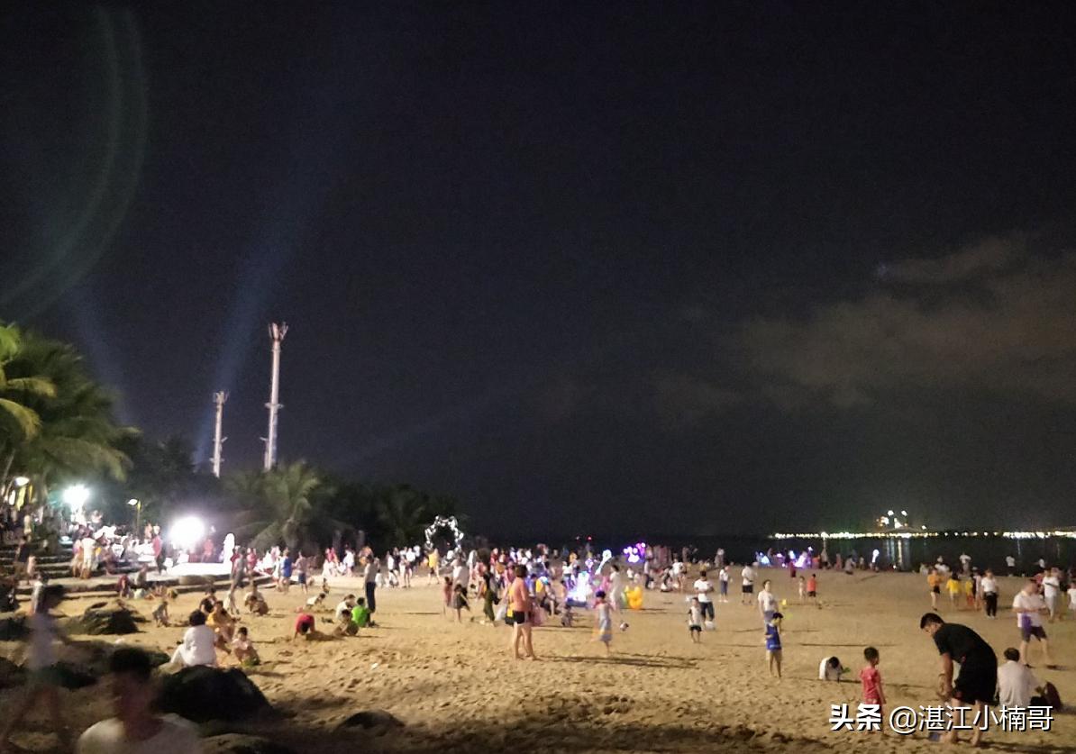 湛江这个海湾，出场自带流量，超有夏威夷feel，每天都有网红打卡
