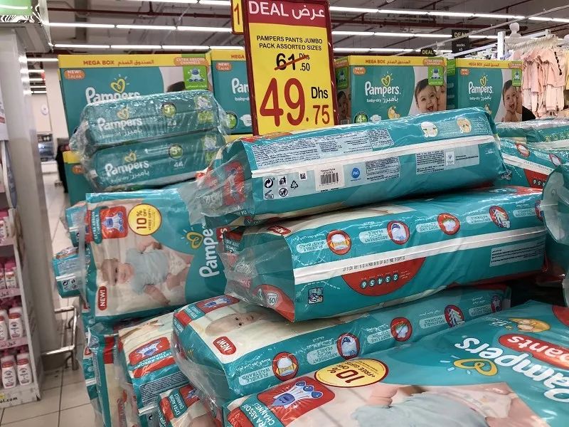 迪拜生活真实工资,在迪拜怎么降低生活成本