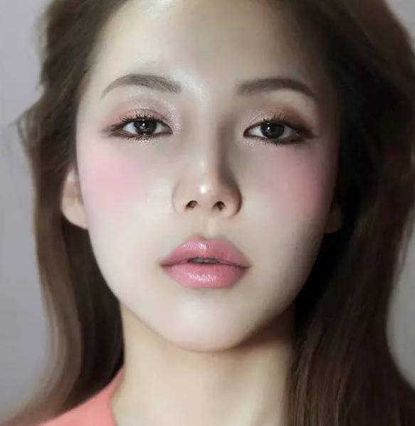 李佳琦使用面霜,李佳琦bb霜视频