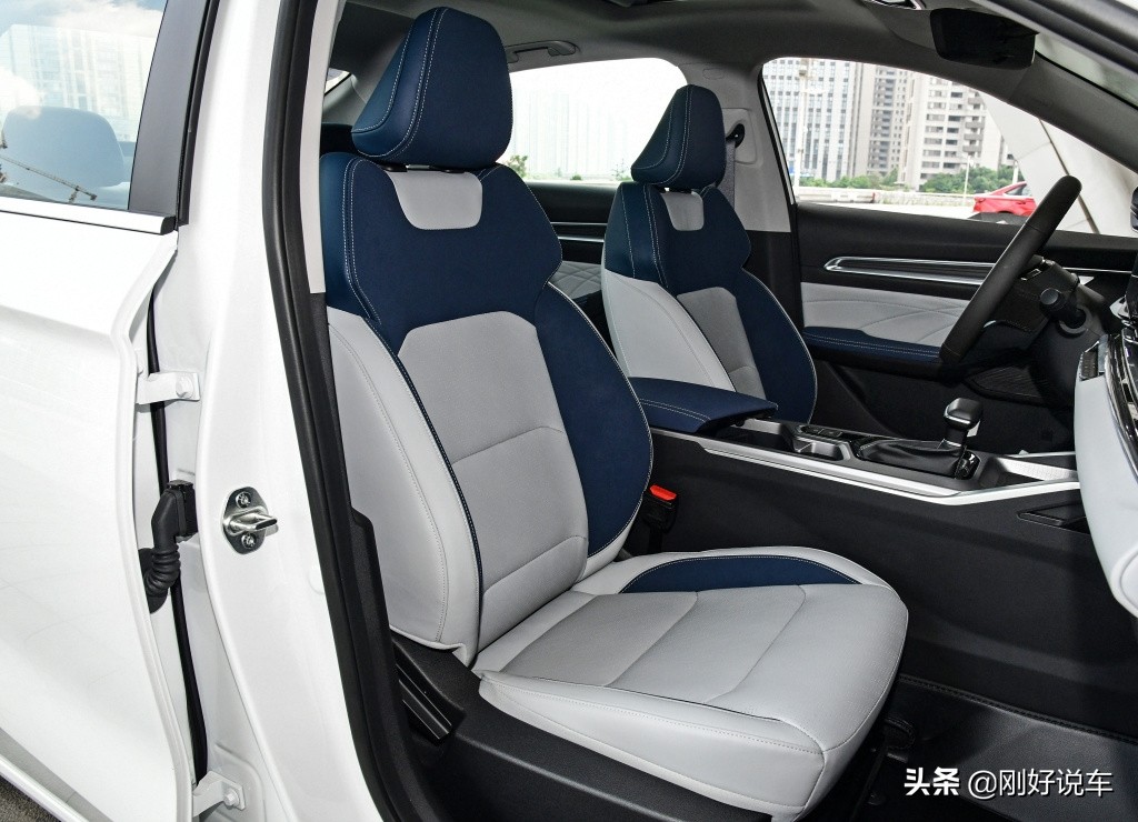 第四代帝豪有哪些优点和缺点,新帝豪第四代尊贵版车如何