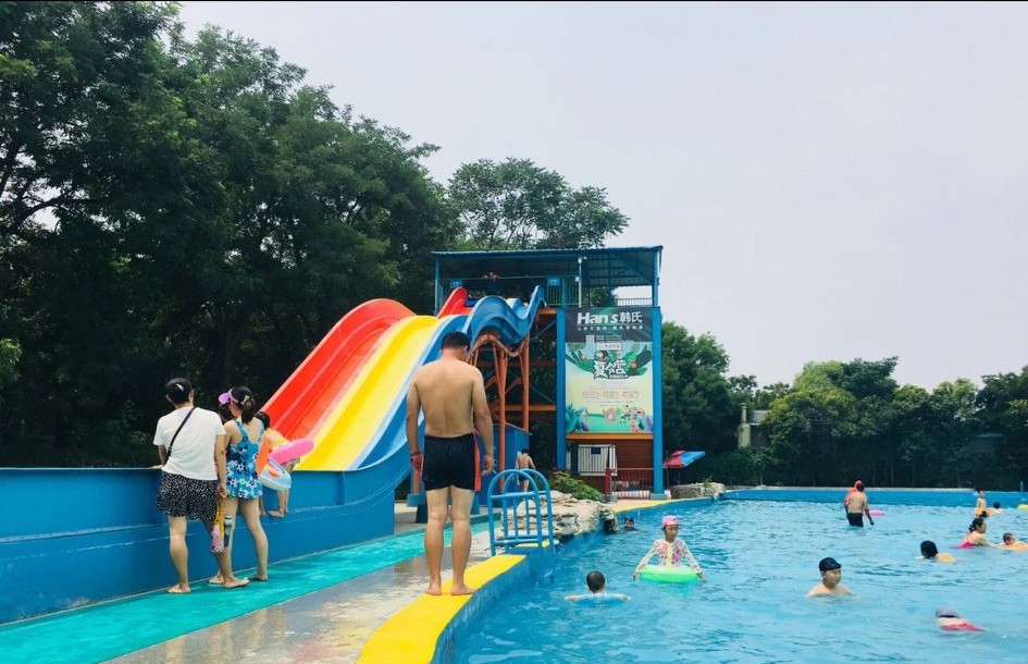 济南的室外儿童水上乐园在哪里,济南泉城公园水上乐园水质行吗