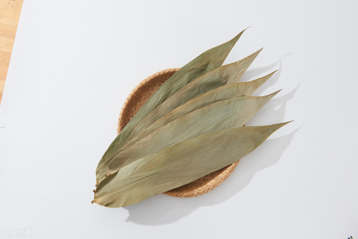 干的粽叶要怎样处理才能包粽子,粽叶怎样处理又软又不破