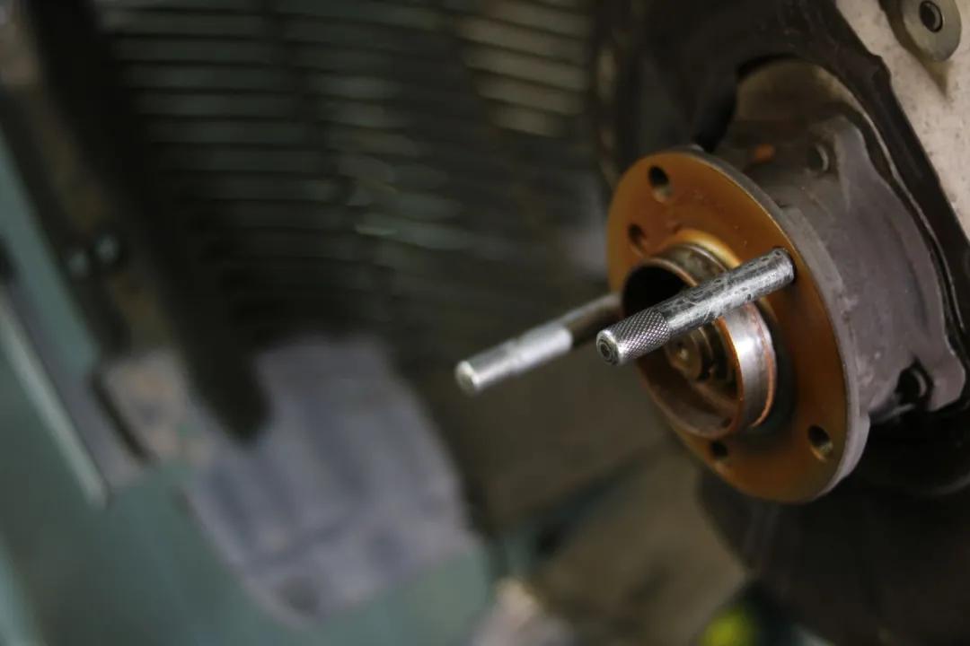 怪兽修车宝马,怪兽修车老车翻新天津