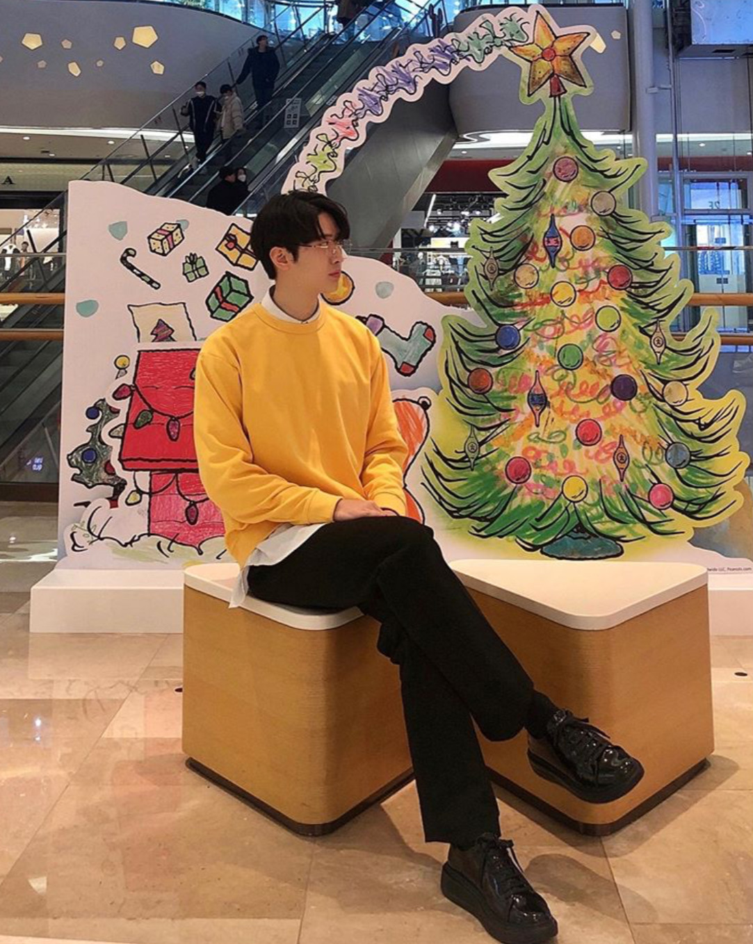 卫衣怎么穿才高级,卫衣怎么穿好看帅气