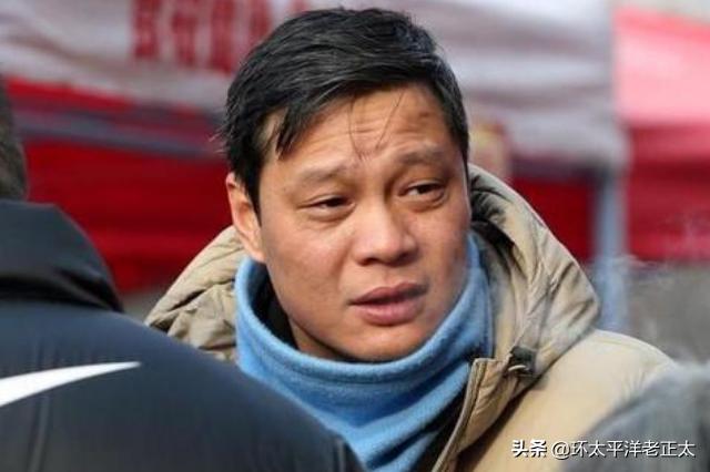 足坛巨匠去世,足坛球星坠机去世