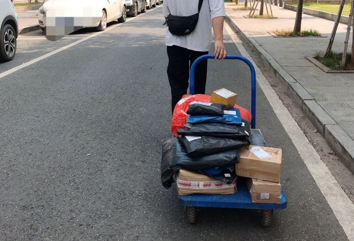 宝妈揭秘内幕,寄拍模特流程是什么样的