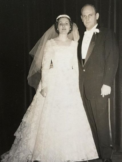 93岁奶奶恶搞27岁孙子,一夜爆红!1300万网友围观:奶奶太坑了