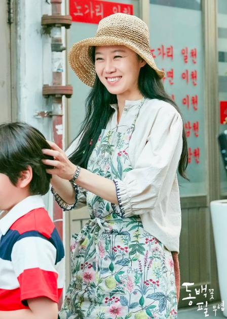 孔孝真出席山茶花开时终映宴,孔孝真主演的电视剧山茶花开时