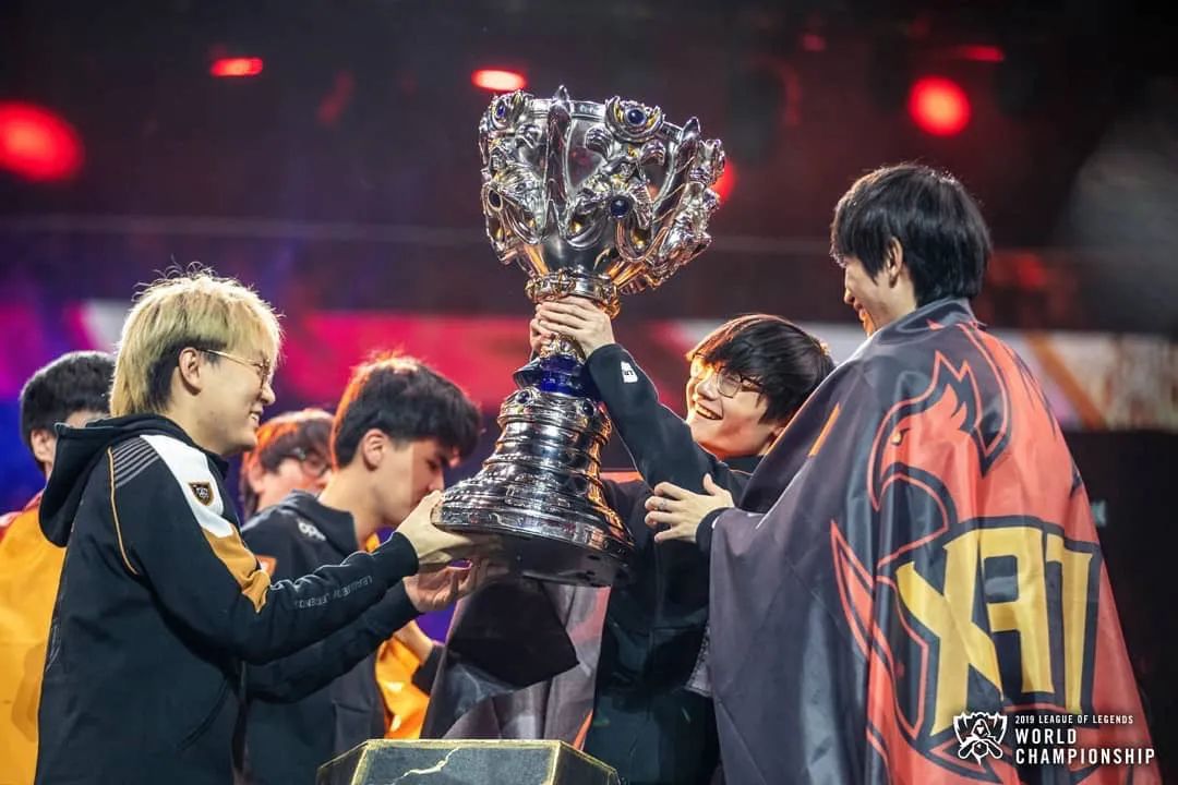 edg朋友圈两级反转,edg刷屏是什么意思