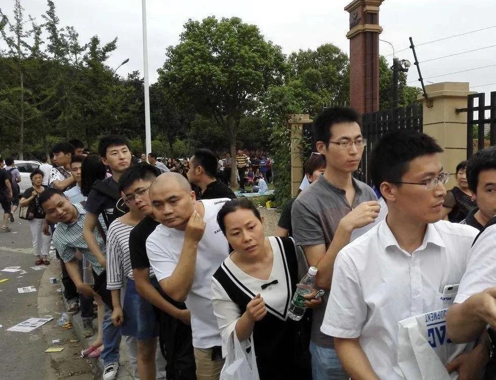 浑水摸鱼买房攻略,西安买二手房有哪些坑