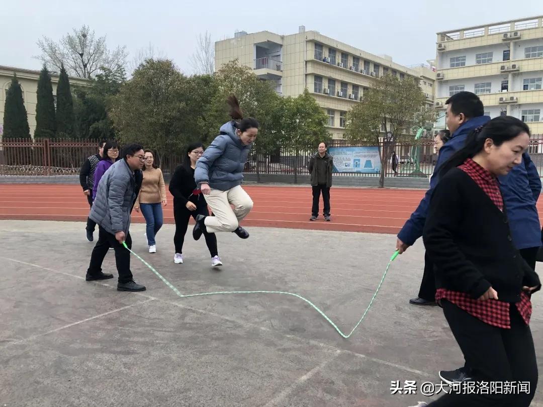 学校庆祝三八妇女节活动美篇,致敬最美的你女神节