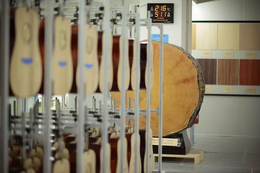 卡马|理工男眼里的吉他，是什么模样？