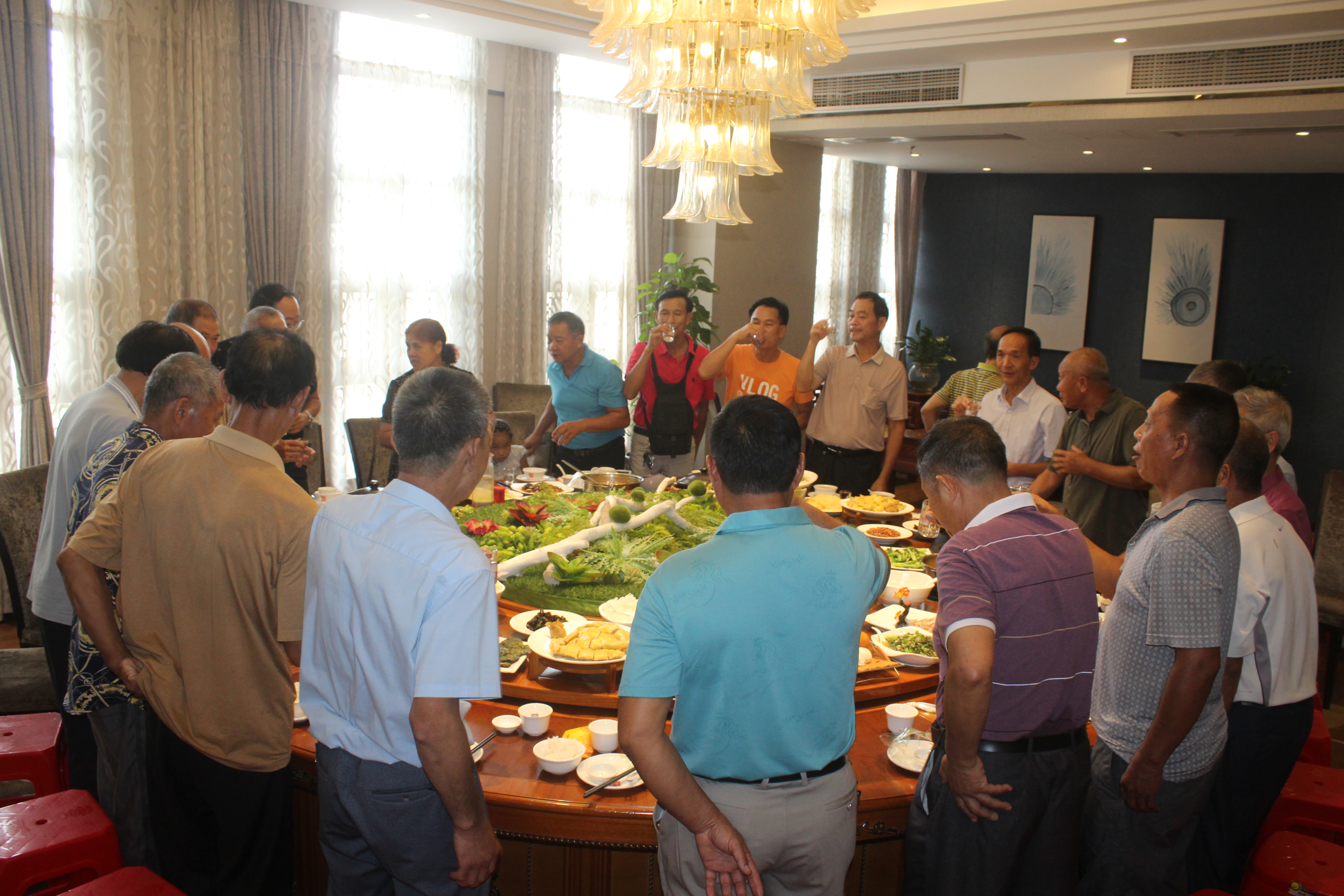 走进广空岁月永恒——地空导弹六团与四五八医院战友庆“八一”