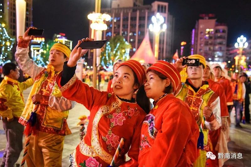 都匀今晚有烟花晚会吗,都匀焰火演唱会