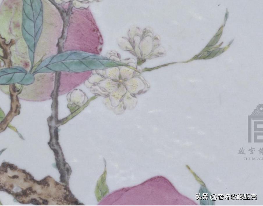 雍正蟠桃纹和乾隆的区别,雍正粉彩花朵描金特点