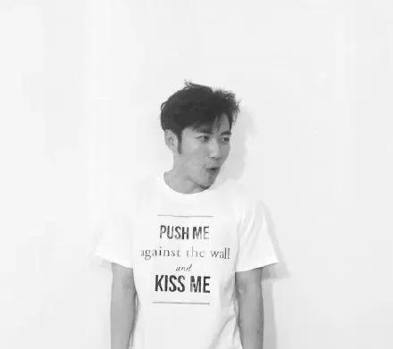 张大奕为什么被称为大陆第一网红,网红张大奕品牌