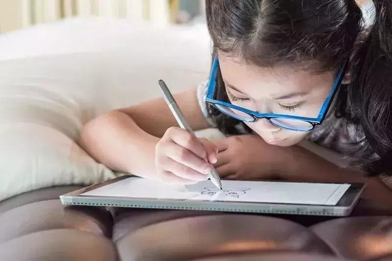 无晶体矫正视力,儿童蓝光矫正视力