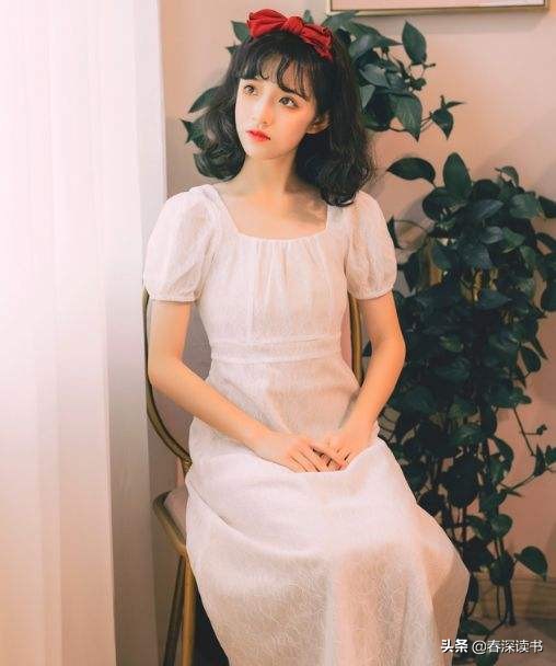 莫泊桑写的项链,莫泊桑的项链用3个部分总结