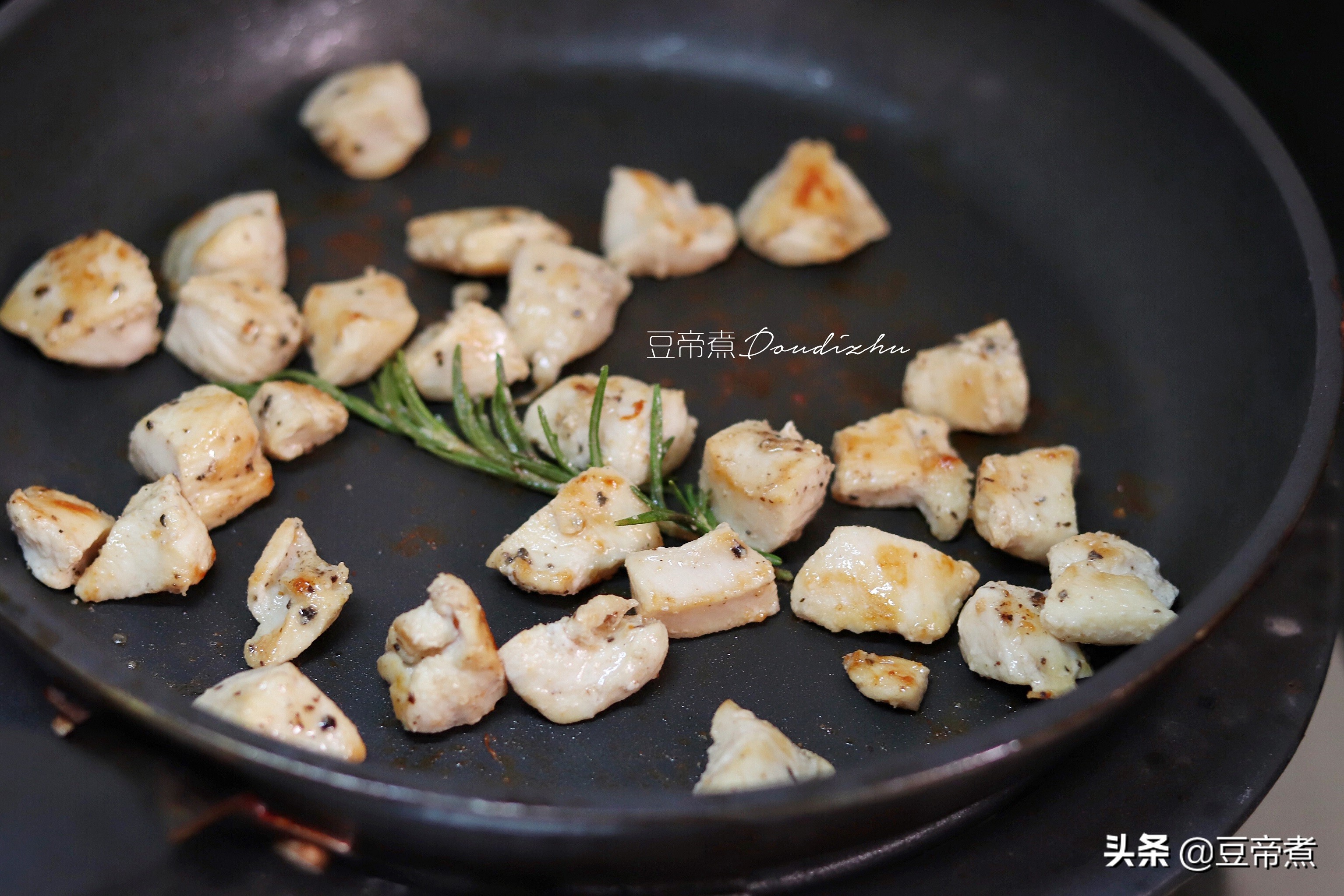 减肥最狠的四种主食水果,减肥食谱一日三餐最简单主食