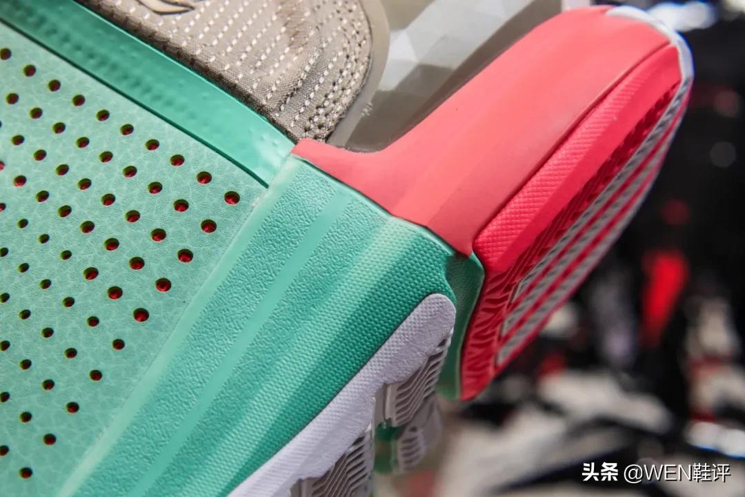 阿迪4d科技,阿迪又帅又能实战的球鞋