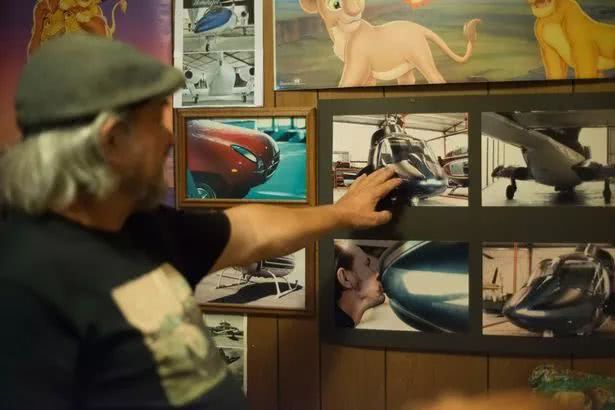 他和未婚妻处了5年，背地里居然买了14个橡胶娃娃！