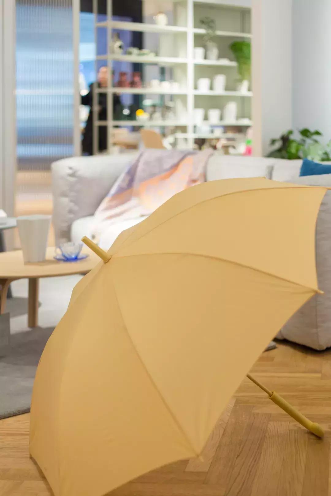 HAY,也许你根本不要那么多,一个微笑的弧线就够了