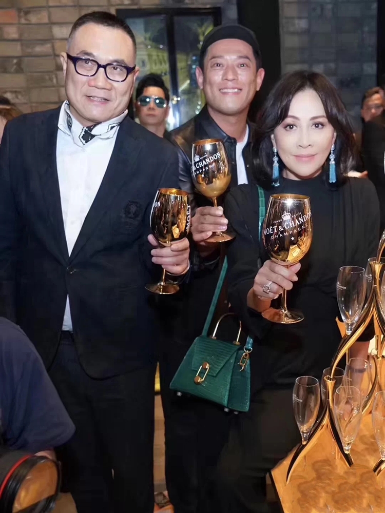 质感好点的高档气质女包,设计感高端上档次女包心形