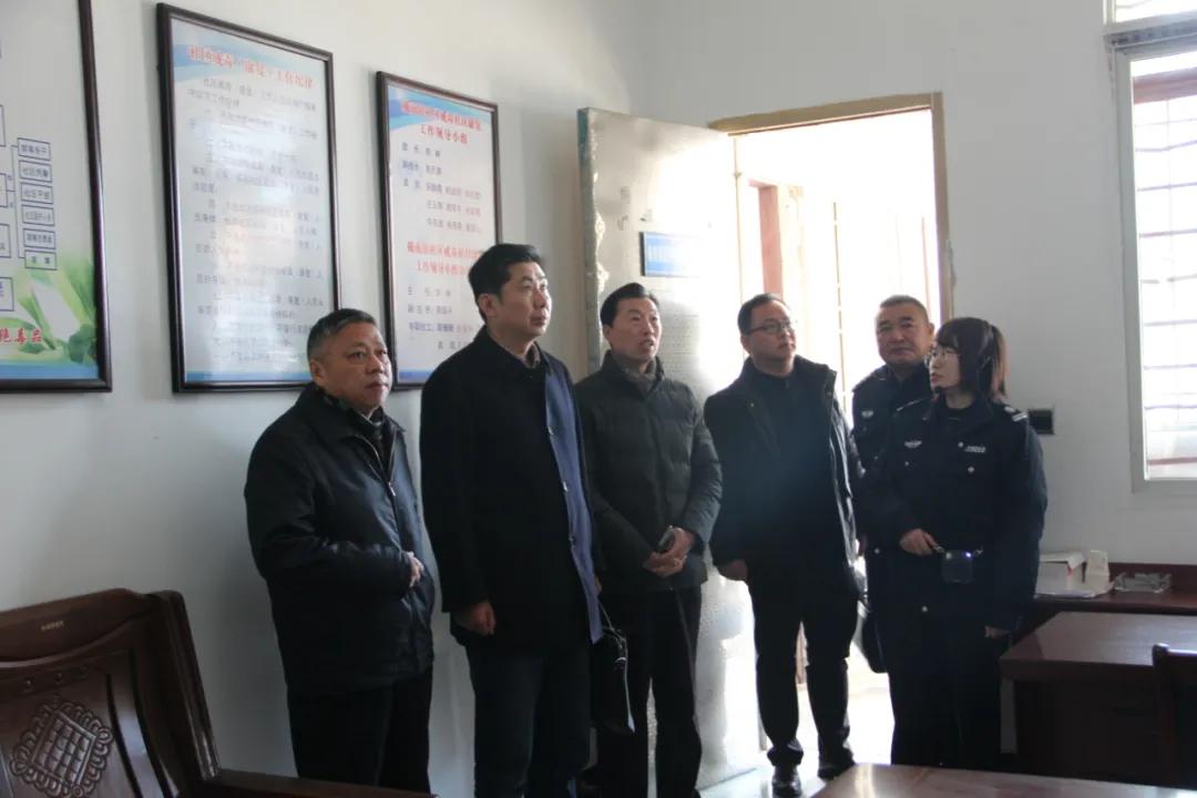 泰州市禁毒办考察戴南镇全国社区戒毒社区康复工作示范点