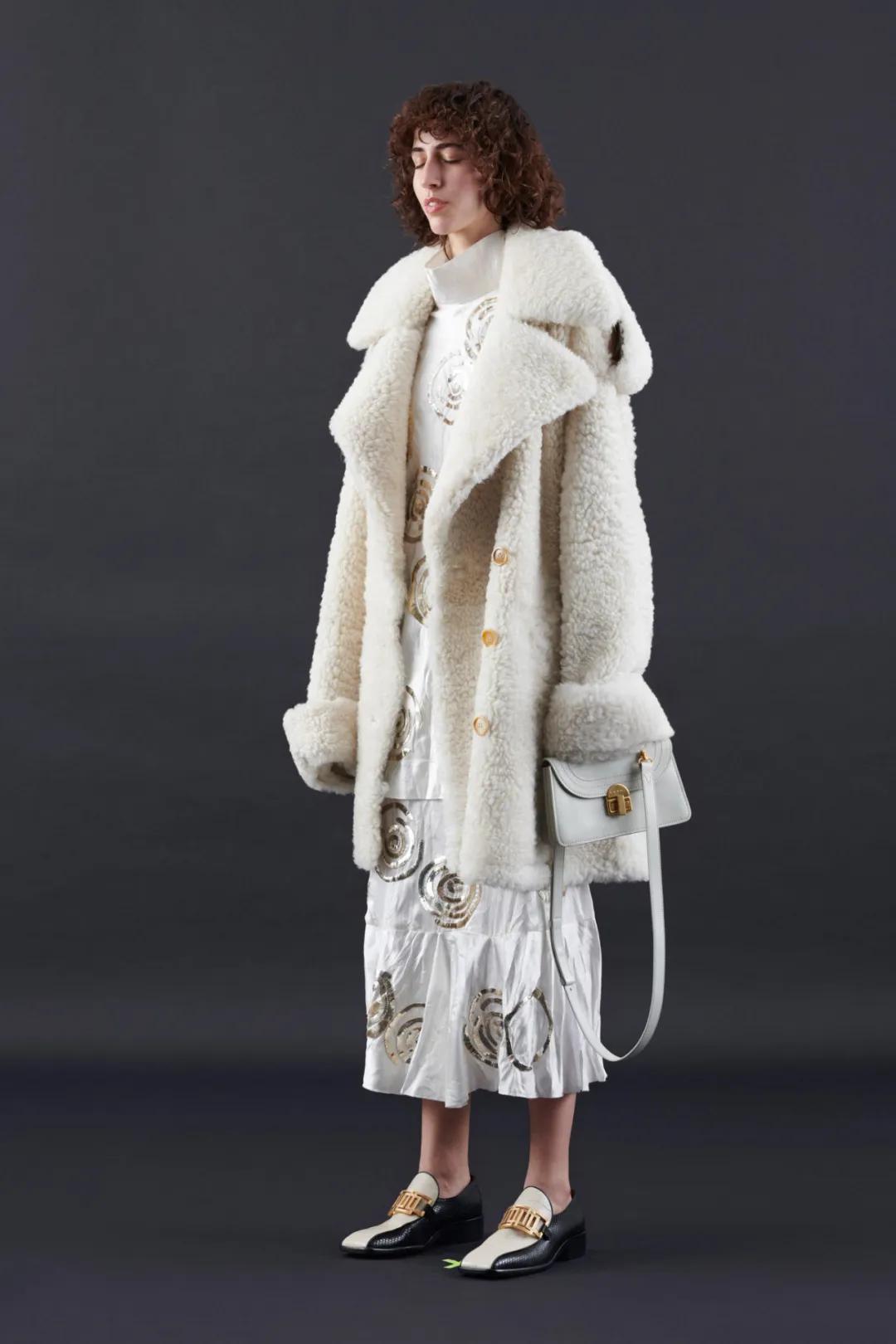 marni菱格包搭配,marni九宫格针织包