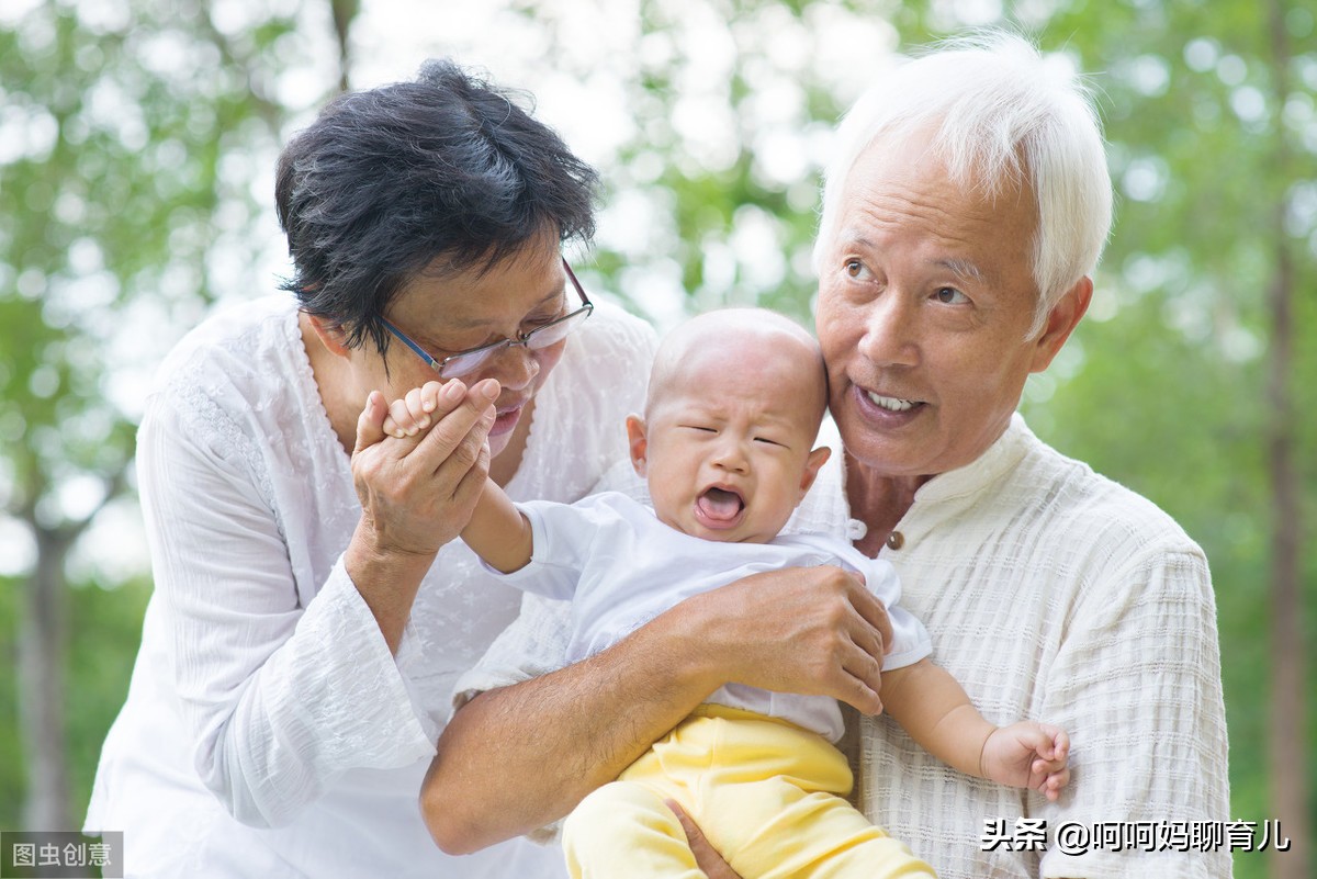 宝宝黄昏哭闹怎么缓解,两个月宝宝整夜哭闹三招教你解决