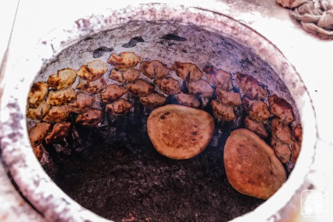 结棍！浦东版的“小*疆新**”美食一条街，让全上海人都羡慕